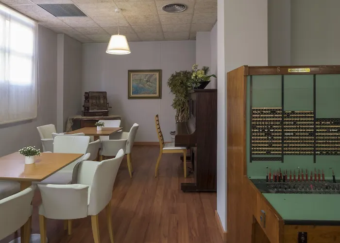 Rosamar & 4*s מלון